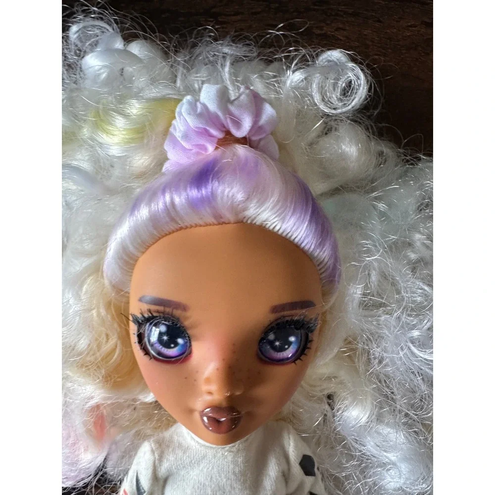 Rainbow High Color & Create Doll White Curly Hair Purple Eyes 594147 11 inch